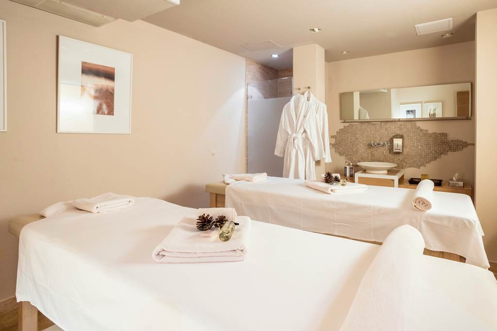 DBV_82501_Hotel_Bellevue_0123_23.jpg