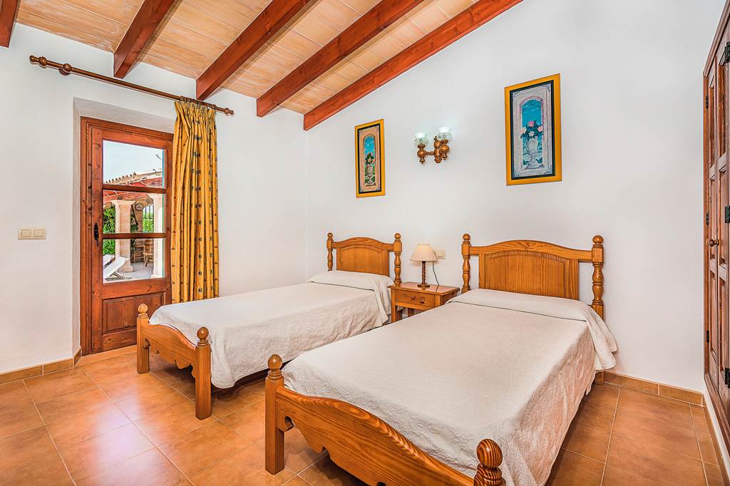 PMI_86260_Villa_Malagarba_1023_05.jpg