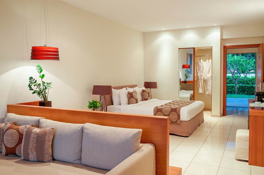 RHO_83378_Ixian_Grand_&_All_Suites_0324_04.jpg