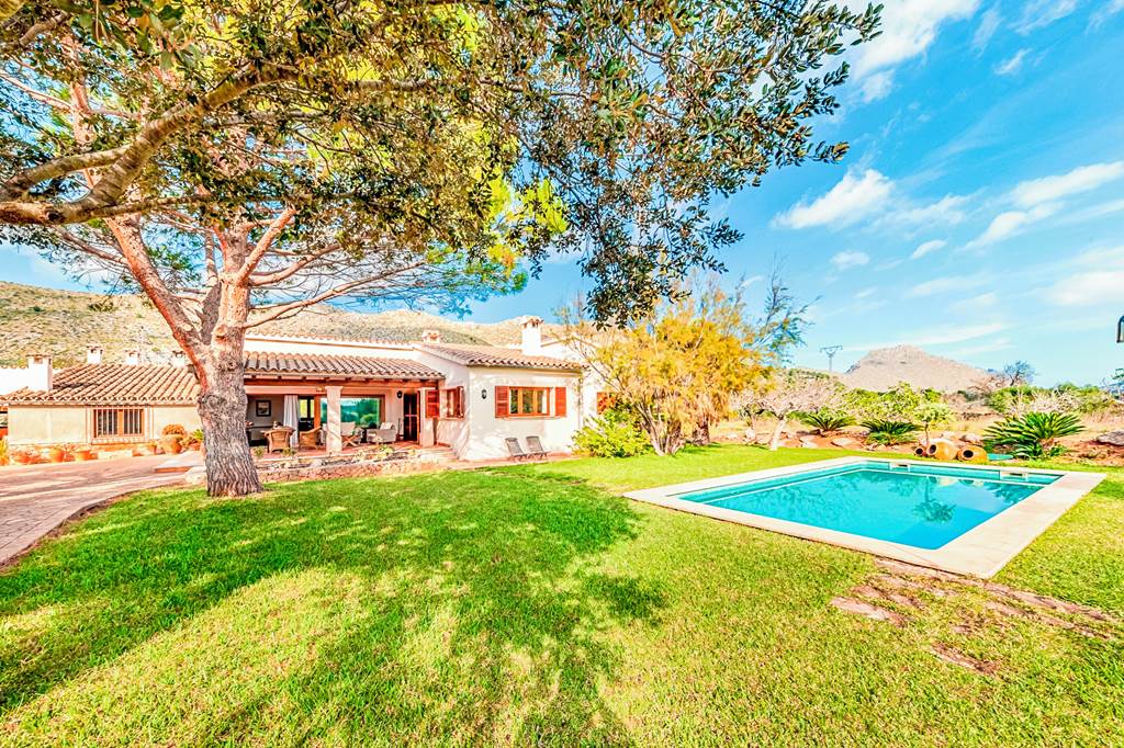 PMI_84636_Villa_Marc_1122_03.jpg