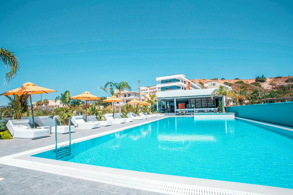 RHO_80929_Mazoren_Art_Hotel_0423_04.jpg