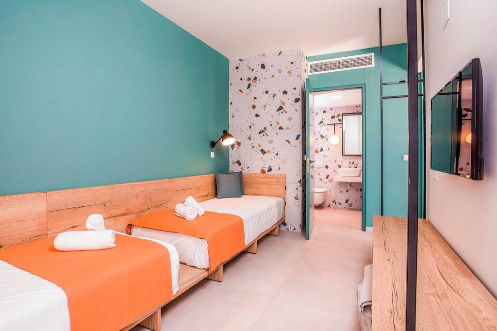 RHO_80929_Mazoren_Art_Hotel_0423_31.jpg