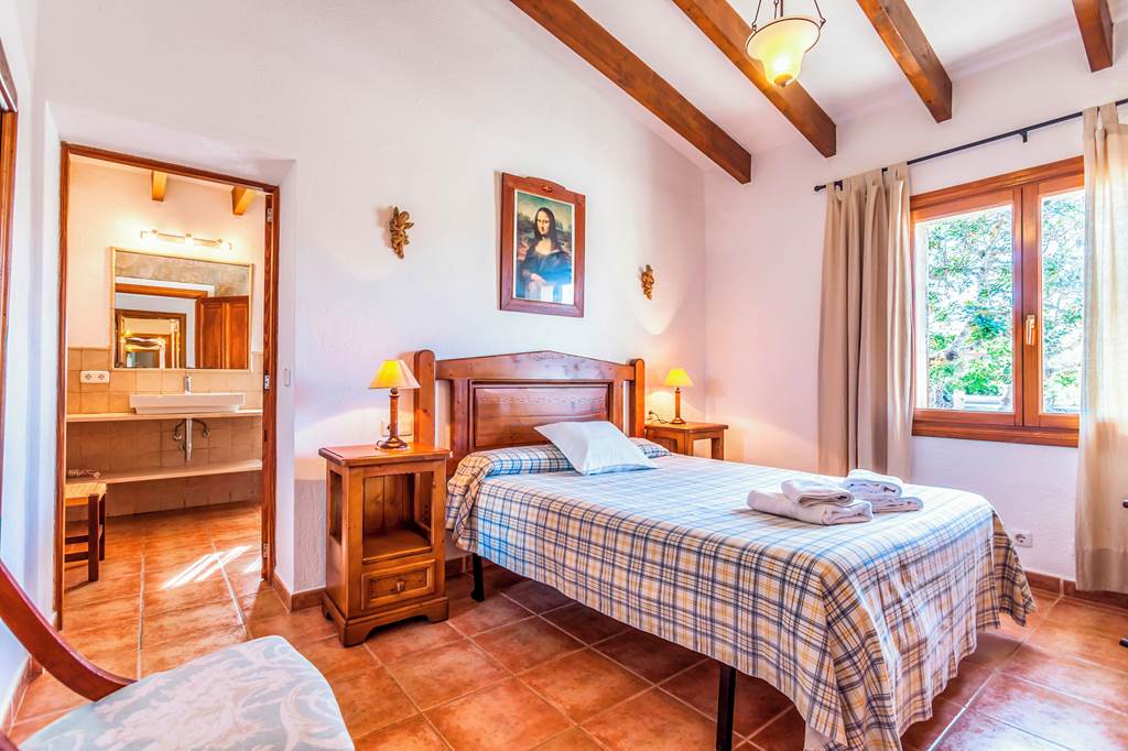PMI_84693_Villa_Tatoli_Pollensa_1222_05.jpg