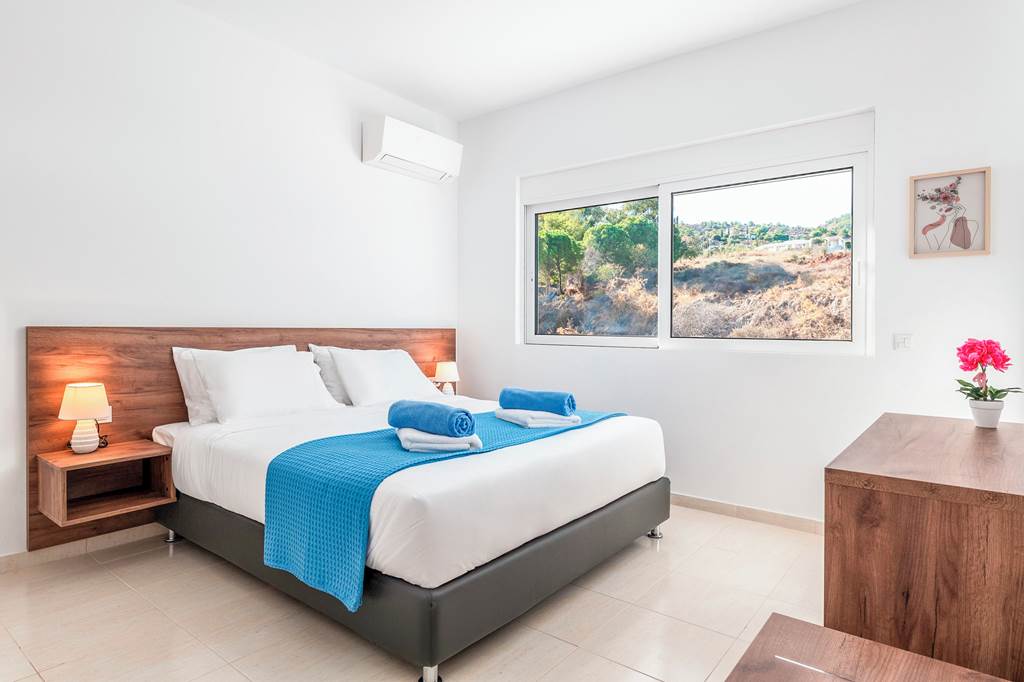 RHO_88868_Villa_Zoe_Blu_Kalathos_0125_21.jpg