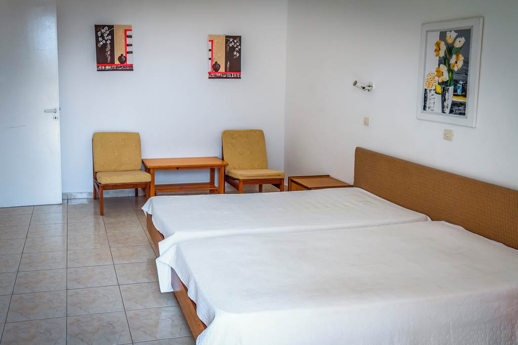 RHO_68843_Alkmini_Apartments_0722_05.jpg
