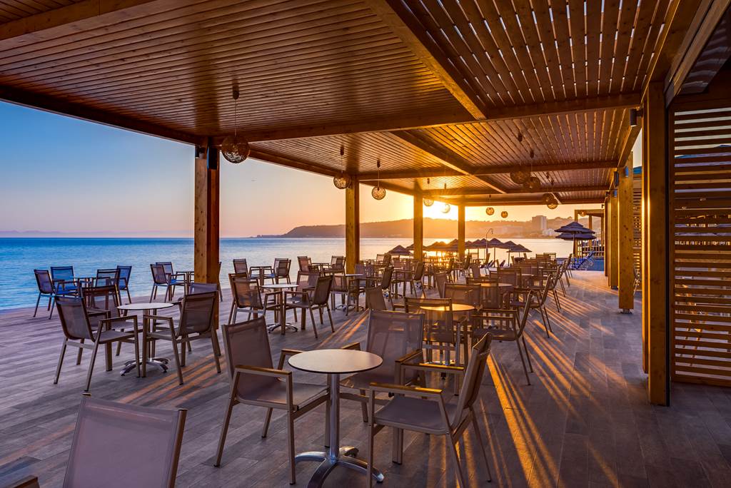 RHO_70128_Avra_Bch_Hotel_0718_15.jpg