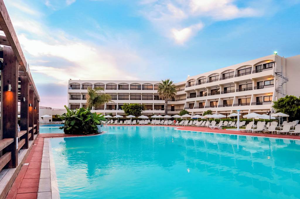 RHO_83493_Hotel_Cosmopolitan_affiliated_by_Melia_1221_06.jpg