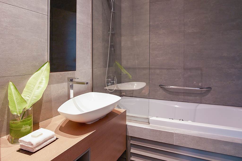 RHO_83378_Ixian_Grand_&_All_Suites_0823_03.jpg