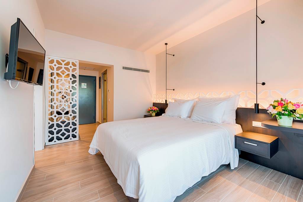 RHO_85773_Esperides_Beach_Resort_1224_07.jpg