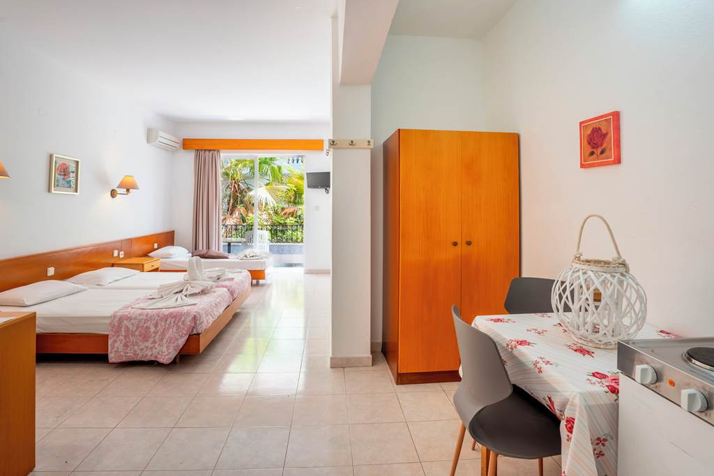 RHO_80770_Elarin_Studios_&_apartments_1024_11.jpg
