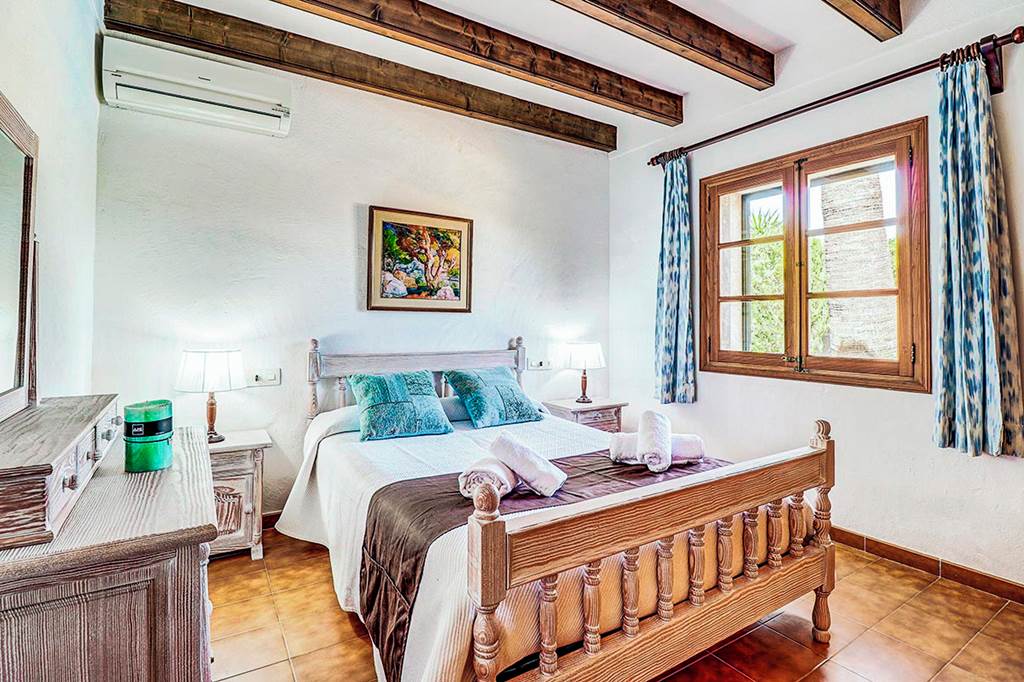 PMI_84914_Villa_Can_Joan_Majorca_0124_15.jpg