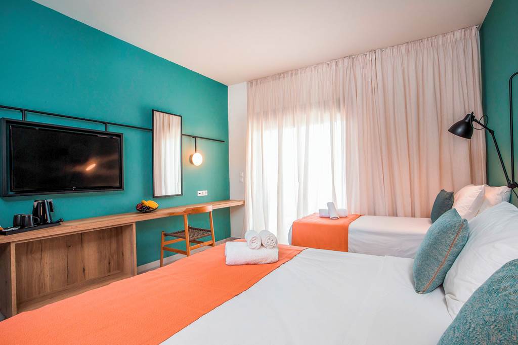 RHO_80929_Mazoren_Art_Hotel_0423_34.jpg