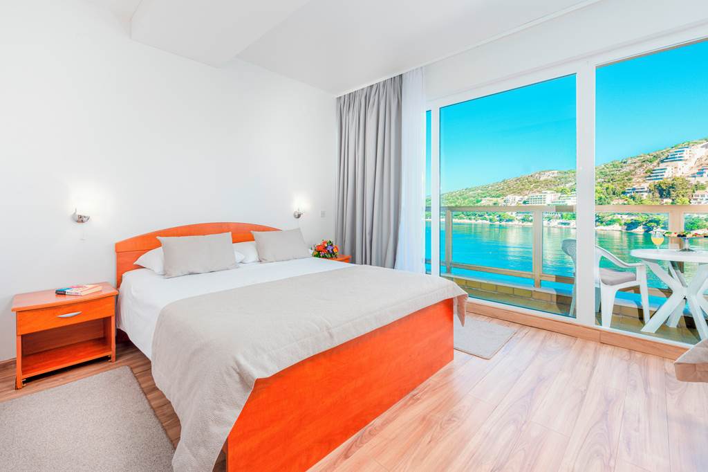 DBV_7981_Vis_Hotel_0223_02.jpg