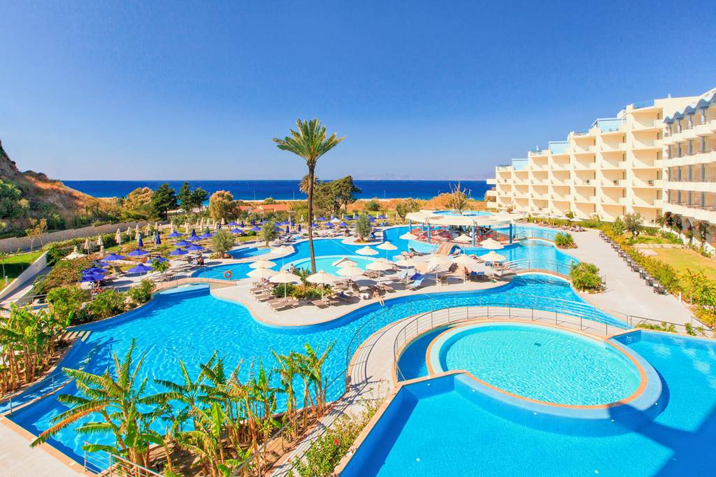 RHO_70905_Atrium_Platinum_Luxury_Resort_&_Spa_0223_08.jpg