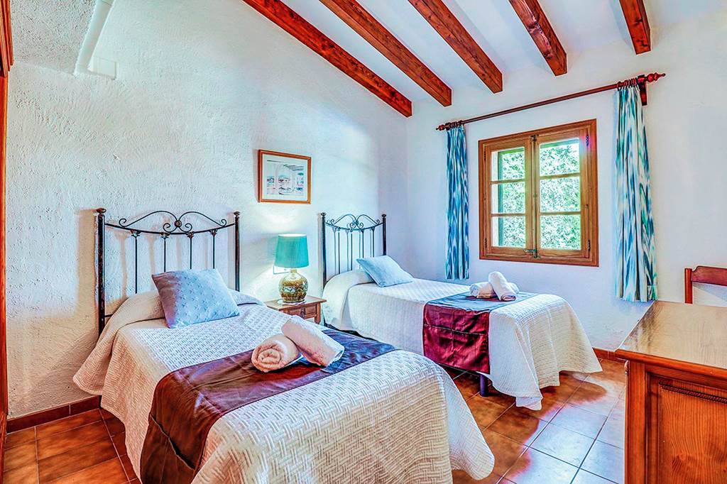 PMI_84914_Villa_Can_Joan_Majorca_0124_02.jpg