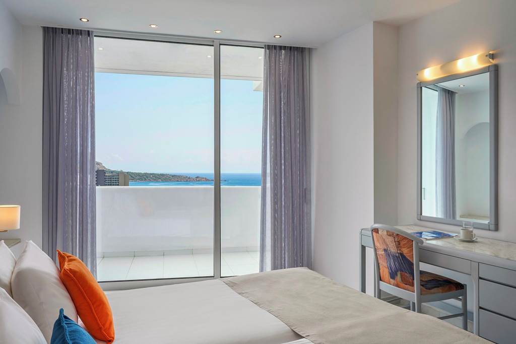 RHO_85772_Epsilon_Hotel_Apartments_0823_17.jpg