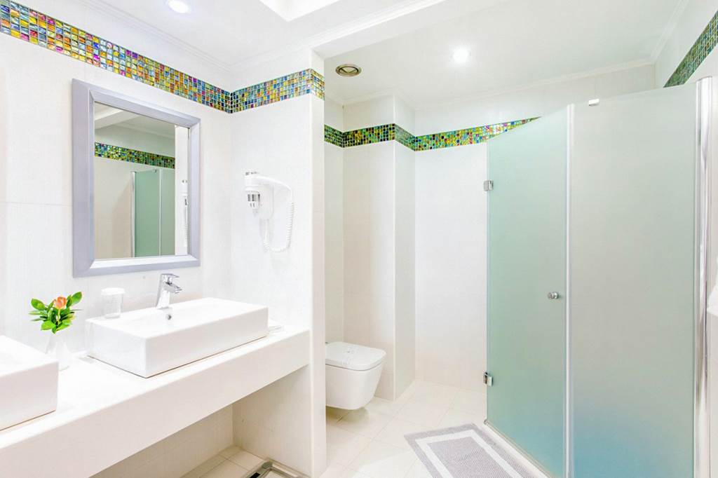 RHO_70905_Atrium_Platinum_Luxury_Resort_&_Spa_1024_06.jpg