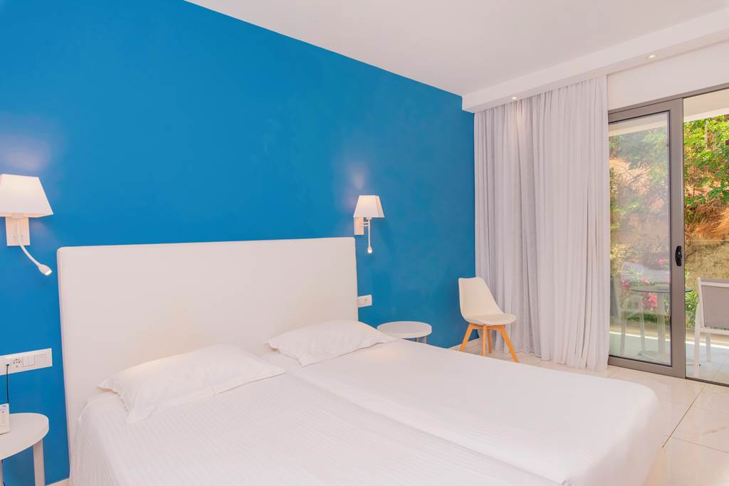 RHO_69596_Belair_Beach_Hotel_0824_12.jpg