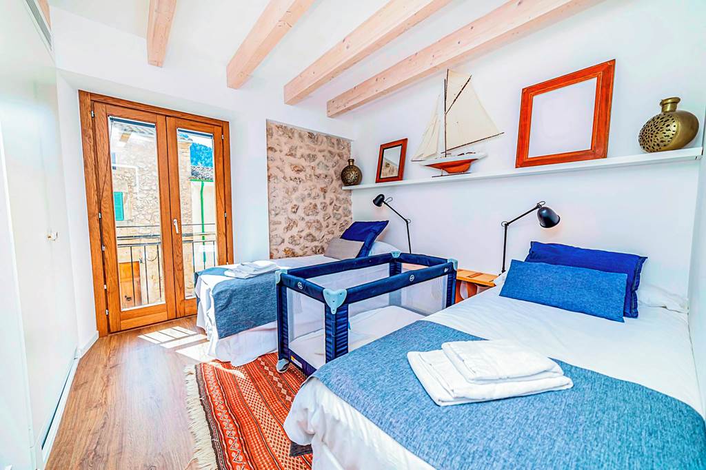 PMI_84704_Villa_Roseret_Vell_1222_03.jpg