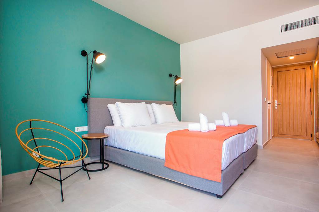 RHO_80929_Mazoren_Art_Hotel_0423_19.jpg
