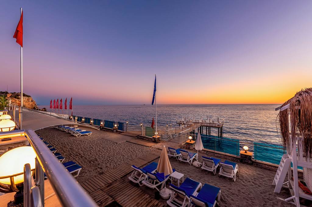 AYT_85744_White_City_Beach_Hotel_0723_34.jpg