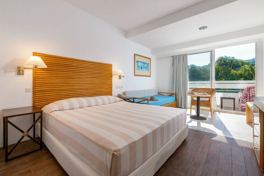 RHO_70079_Dionysos_Hotel_-_Ixia_0623_01.jpg