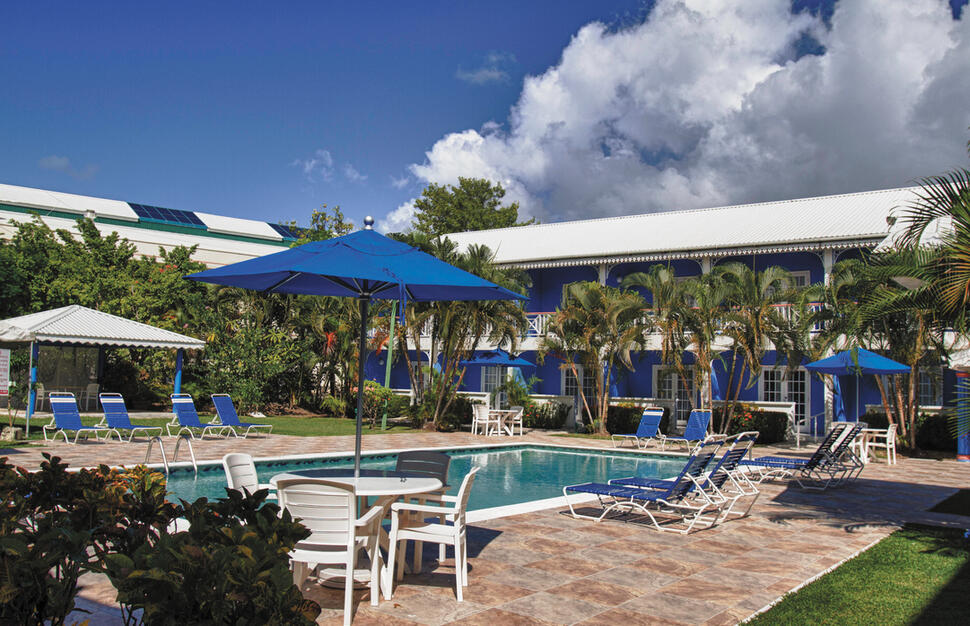 Bay-Gardens-Inn-5.jpg
