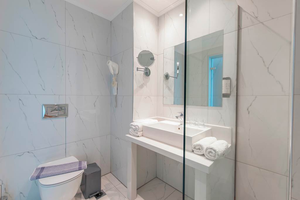 RHO_69596_Belair_Beach_Hotel_0824_11.jpg