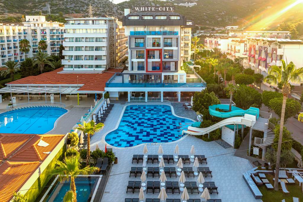 AYT_85744_White_City_Beach_Hotel_0424_03.jpg