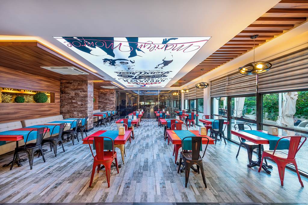 AYT_85744_White_City_Beach_Hotel_0424_09.jpg