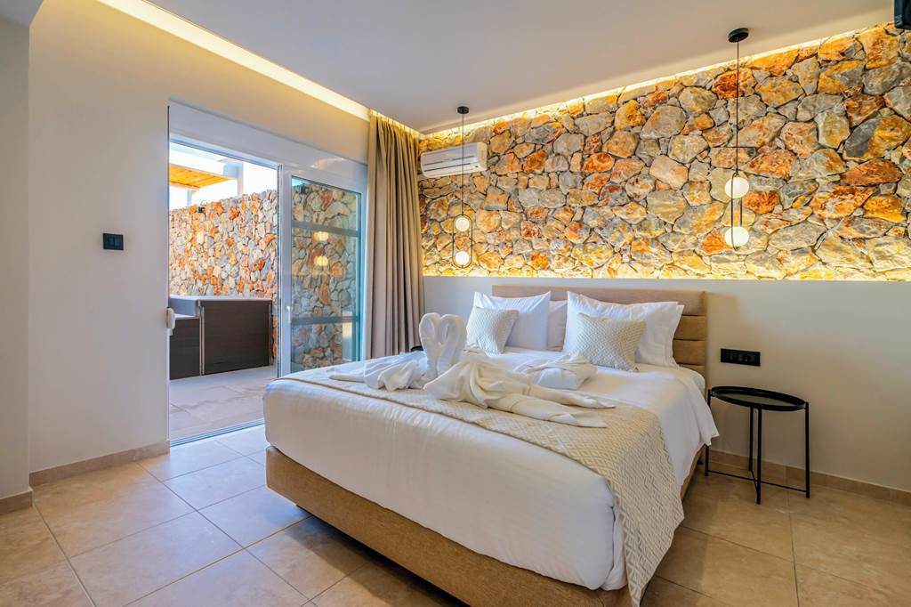 RHO_83649_Venezia_Luxury_Living_-_Executive_Villa_0322_01.jpg