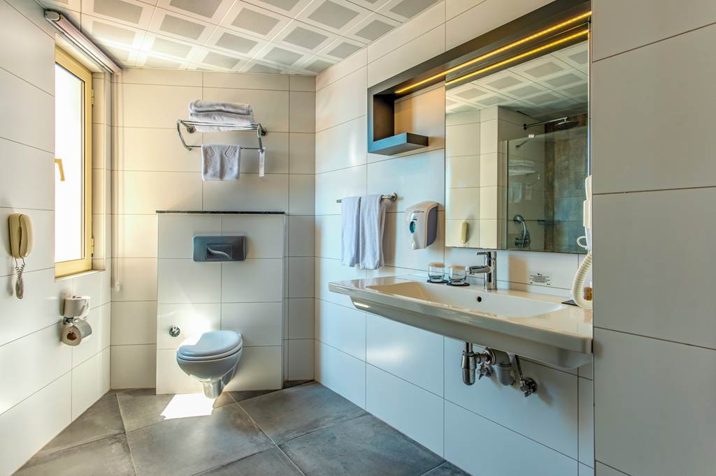 AYT_85744_White_City_Beach_Hotel_0723_14.jpg