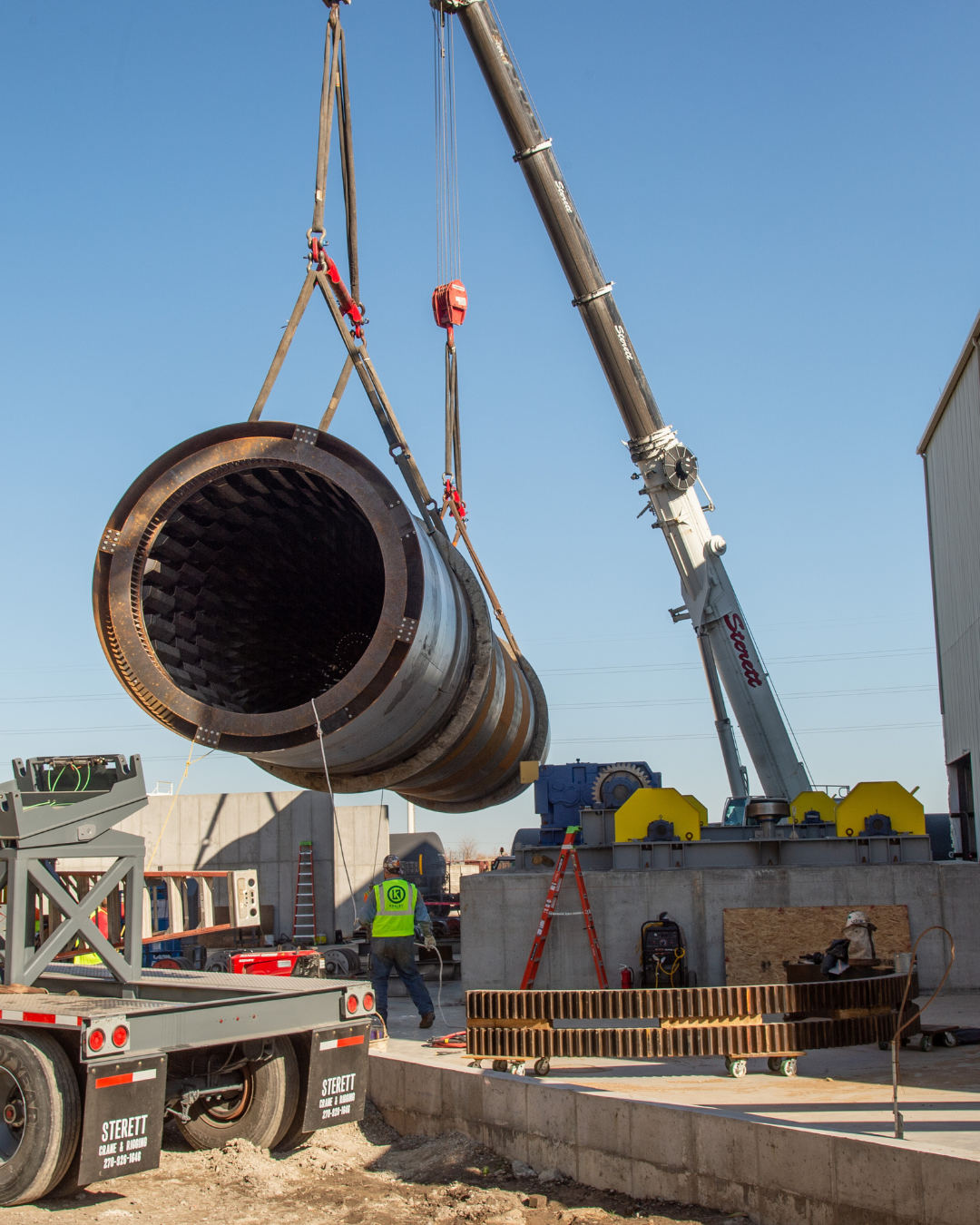 Industrial construction on the Gulf Coast often involves large scopes, multiple contractors, and complex site conditions. Lake Charles helps manage these variables by providing clear communication, strong oversight, and disciplined execution. The team works to keep projects moving while maintaining quality and safety standards. Clients benefit from a construction management partner that can handle complexity without losing focus on the details.