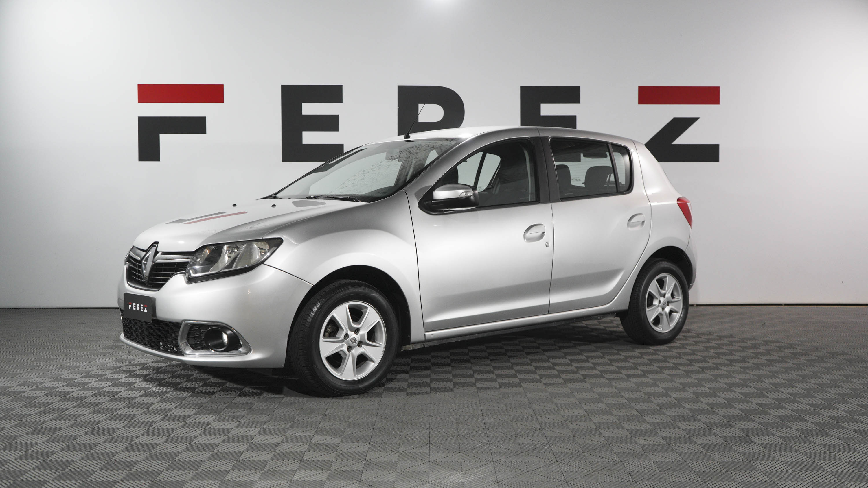 renault SANDERO 1.6 PRIVILEGE