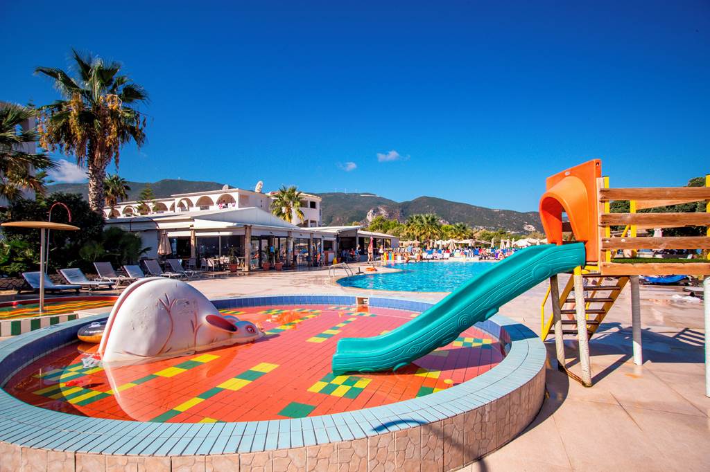 ZTH_83016_Alykanas_Beach_Grand_Hotel_by_Zante_Plaza_1124_03.jpg