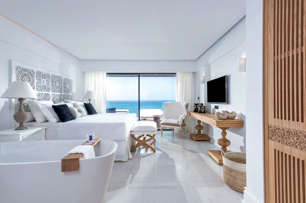HER_77887_Abaton_island_Rst_Spa_0118_07.jpg