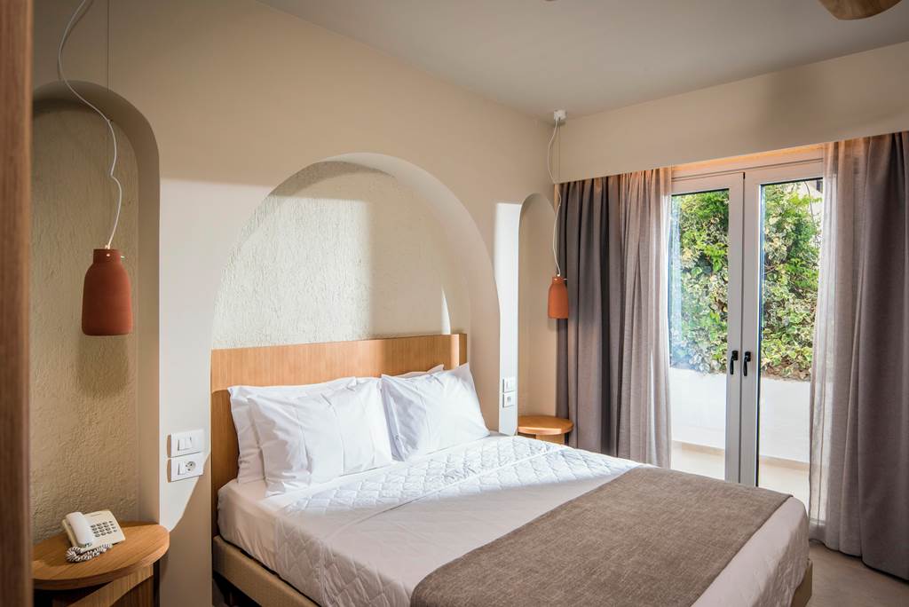 HER_87730_South_Coast_Hotel_0724_15.jpg