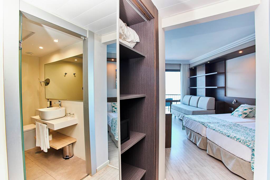PMI_23_Leonardo_Royal_Hotel_Calvia_&_Suites_formerly_Alua_Hawaii_Mallorca_0423_11.jpg