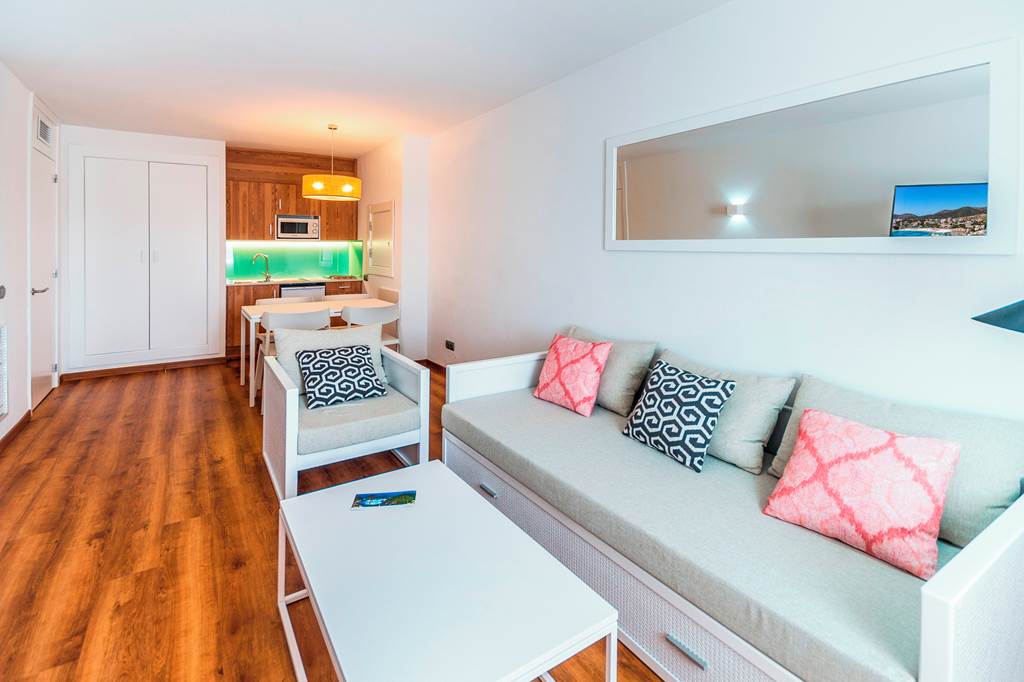 PMI_898_Ponent_Mar_Apartments_0823_07.jpg