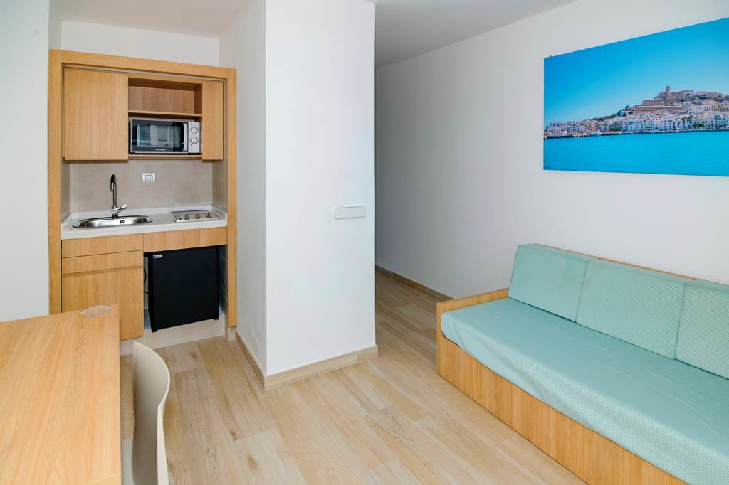 IBZ_1066_Central_Park_Apartments_0320_04.jpg