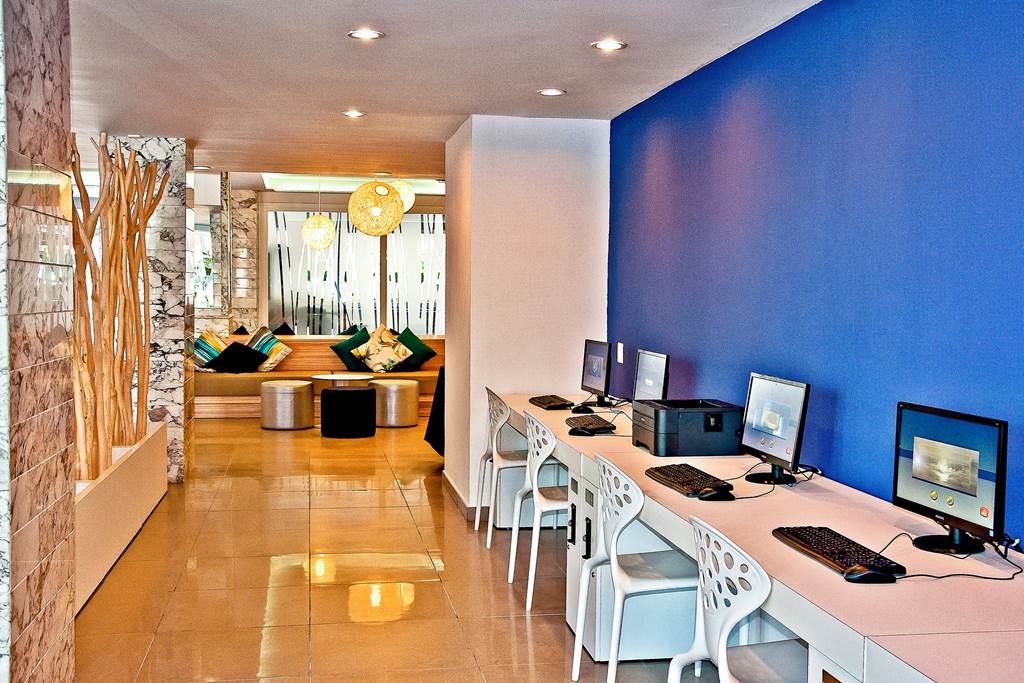 PMI_81036_BQ_Delfin_Azul_0919_12.jpg
