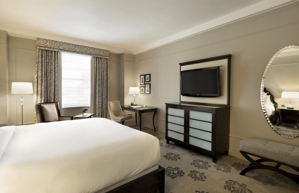 Fairmont-Hotel-Vancouver-11.jpg