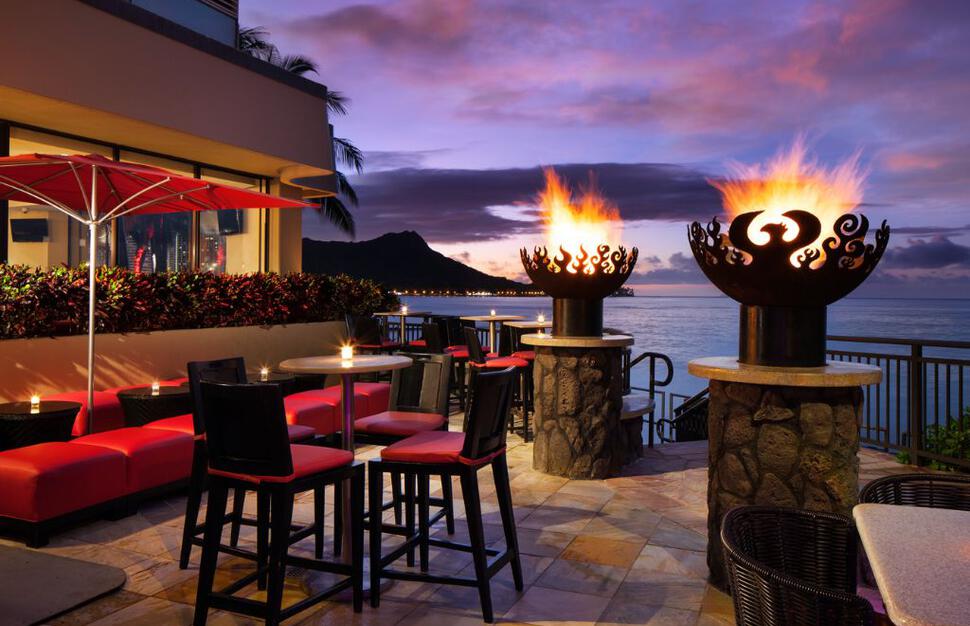 Sheraton-Waikiki-Beach-Resort-13.jpg