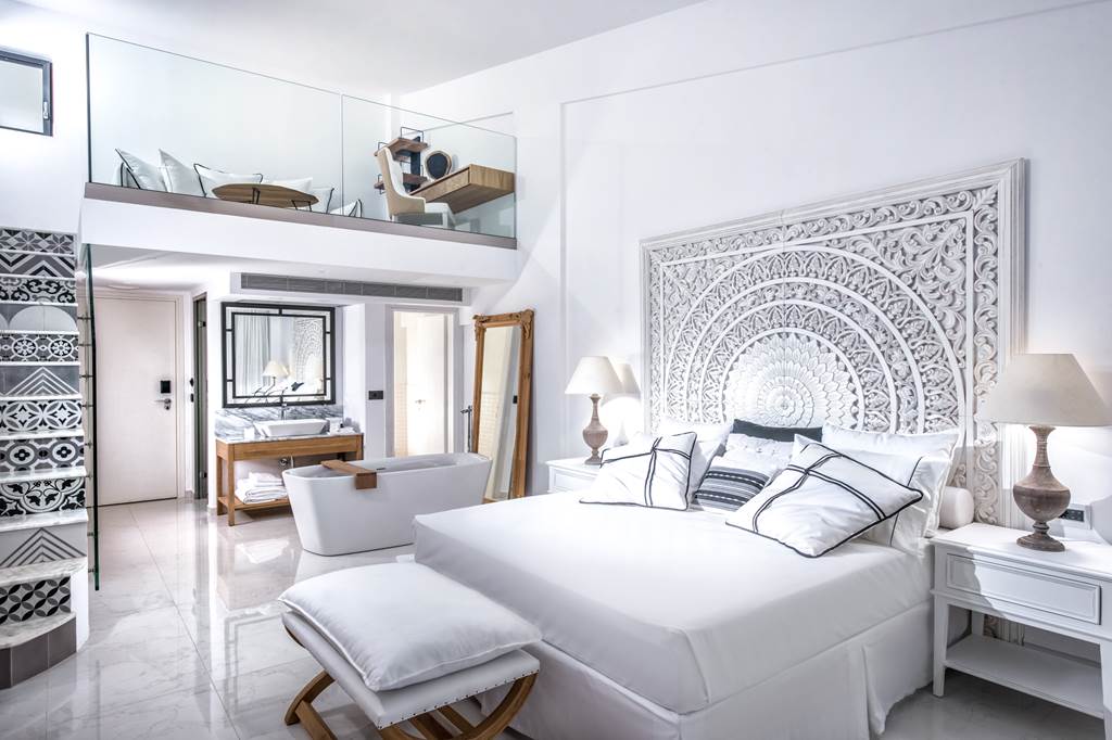 HER_77887_Abaton_island_Rst_Spa_0118_08.jpg