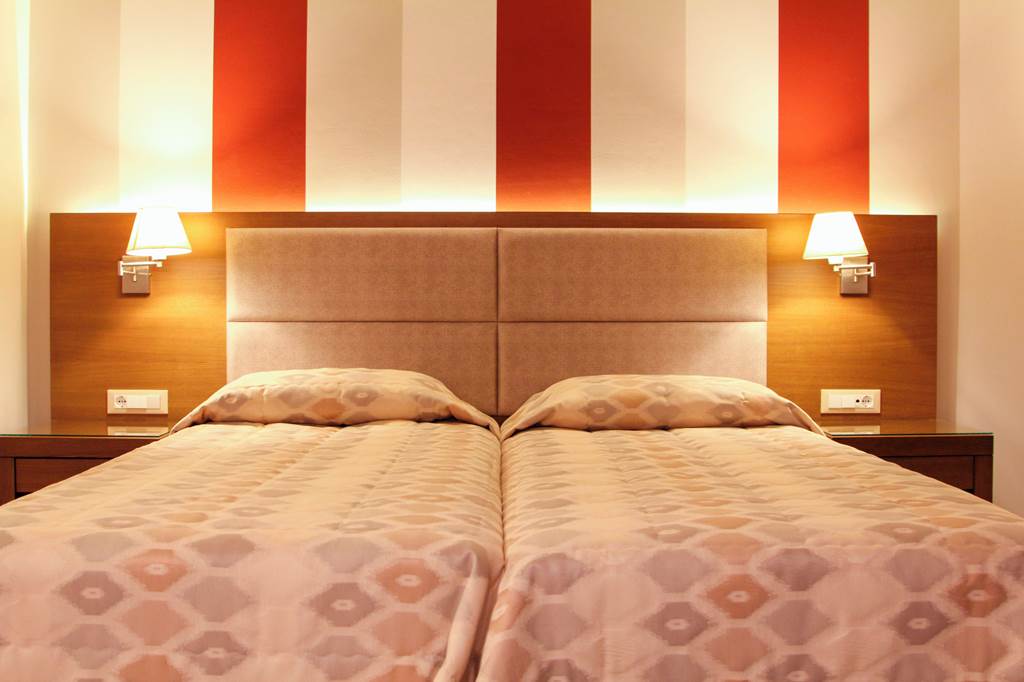 KLX_84532_Achilles_Hotel_1222_11.jpg