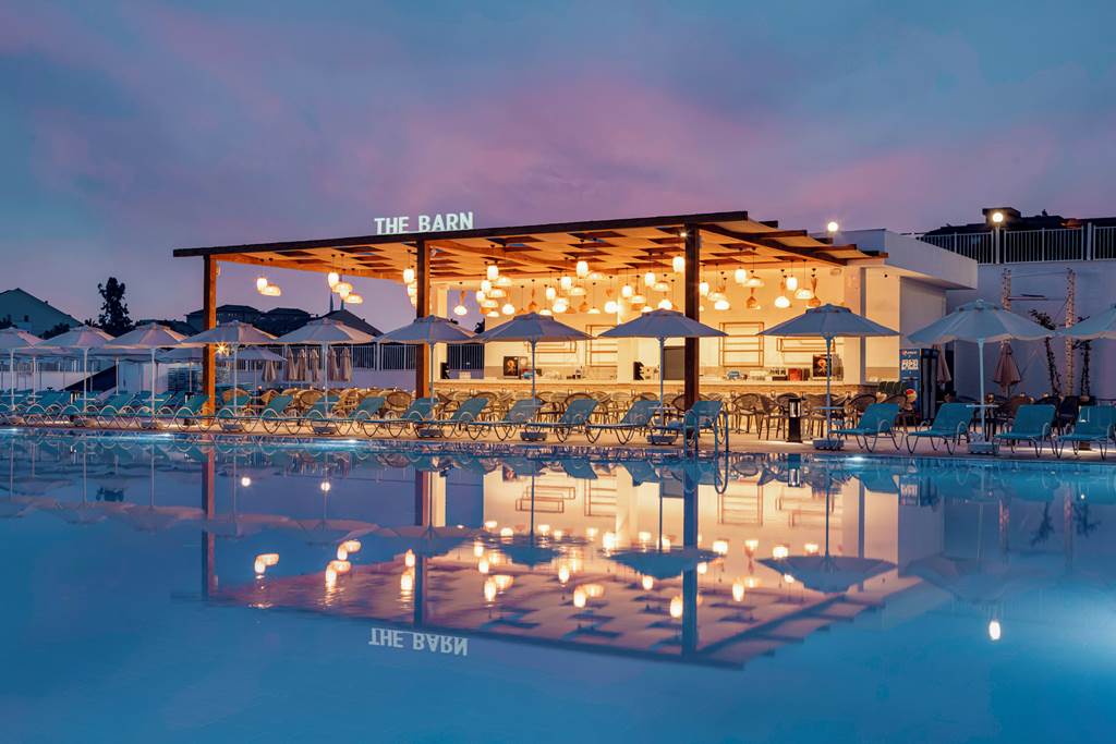 AYT_84275_Arcanus_Trend_Line_Resort_Side_0823_26.jpg