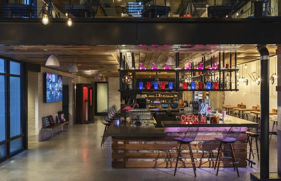 Moxy-Washington-DC-Downtown-2.jpg