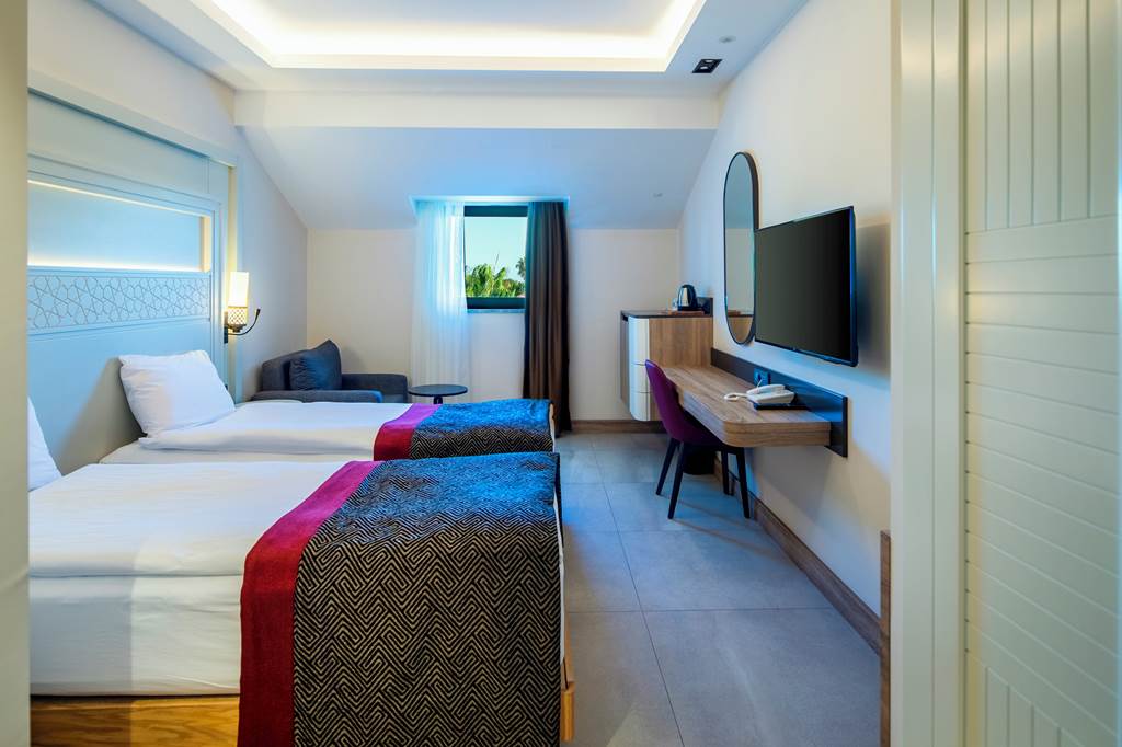 AYT_85058_Swandor_Kemer_0223_01.jpg