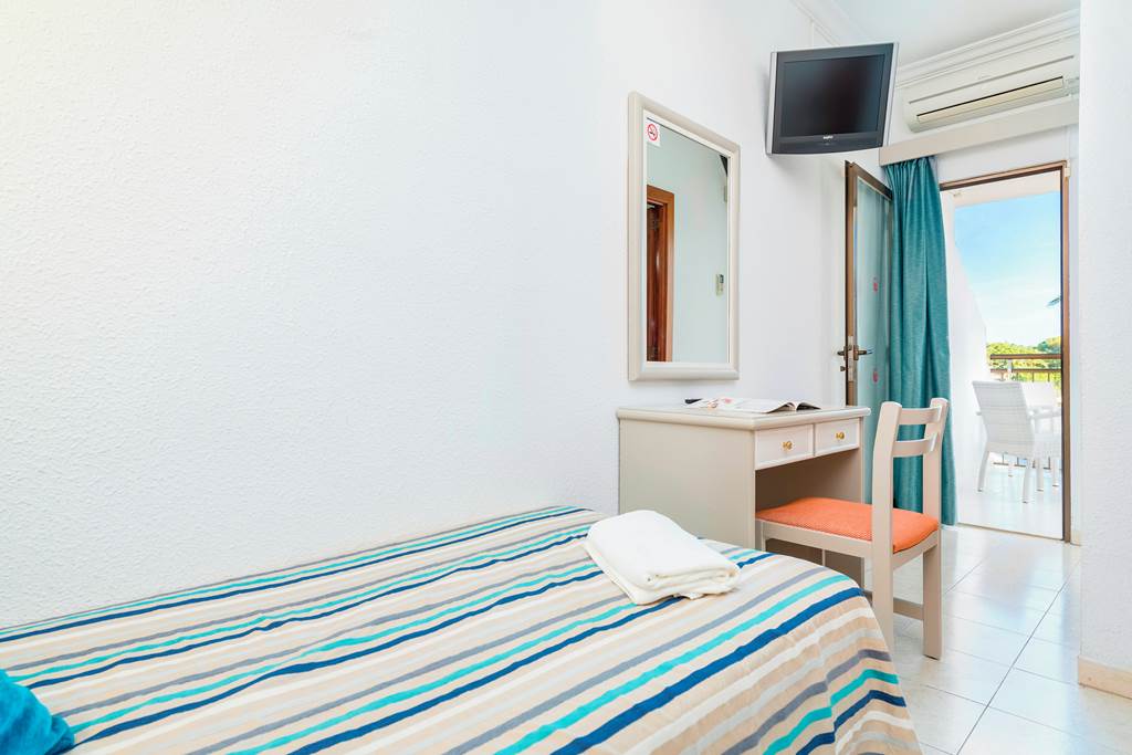 XXX_81168_Hotel__More_Alcudia_0120_03.jpg