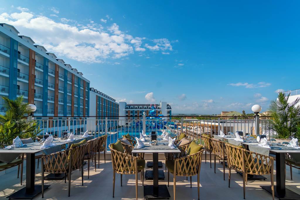 AYT_84275_Arcanus_Trend_Line_Resort_Side_0523_13.jpg